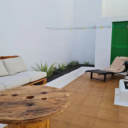 Vakantiehuis Cozy Waterman House *