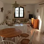 Cozy Waterman House *